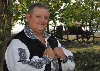 Regal de folclor, în memoria unei legende, Petrică Moise