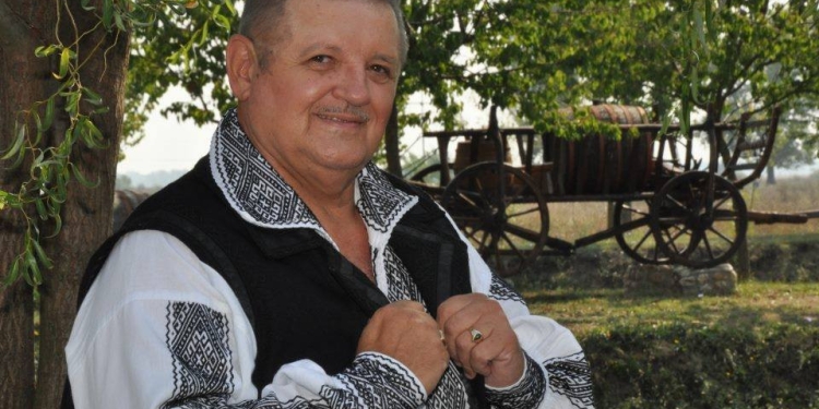 Regal de folclor, în memoria unei legende, Petrică Moise