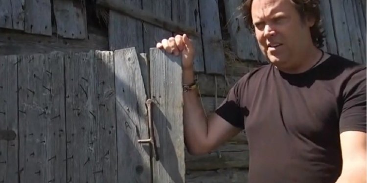 Primele declarații ale regizorului Charlie Ottley, după ce a fost jefuit la Timișoara! Speră să recupereze cardurile cu imagini filmate în Banat