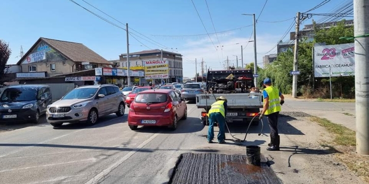 Atenție, șoferi! Drumul care leagă Timișoara de A1, prin Dumbrăvița, peticit timp de o lună