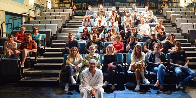 Sală de spectacole într-un fost liceu din Timișoara. Teatrul German are planuri mari