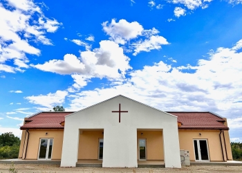 A promis, a făcut. Capela mortuară din Sânmihaiu Român, finalizată