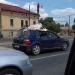 Imaginea zilei vine de la Timișoara! Un bărbat s-a plimbat prin oraș cu „mortu’” pe plafonul mașinii