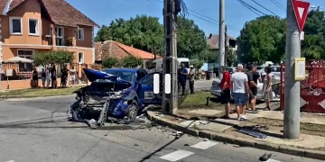 VIDEO Accident grav la o intersecție din Timișoara. Un copil de 5 ani și doi adulți au ajuns la spital