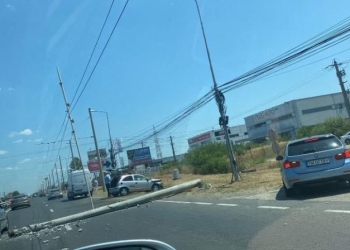 Accident spectaculos la ieșire din Timișoara. Trafic blocat