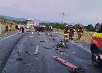 Viața unui tânăr de 19 ani a fost curmată tragic, într-un accident rutier, în vestul țării