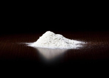 „Breaking bad” autohton! A fost descoperit primul laborator de extragere a cocainei din România