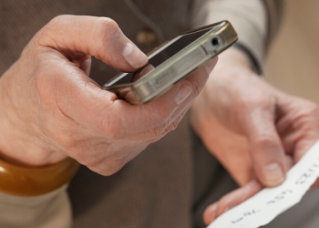 Număr de telefon special. Poți suna și afla unde se poate vaccina anti-Covid în județ