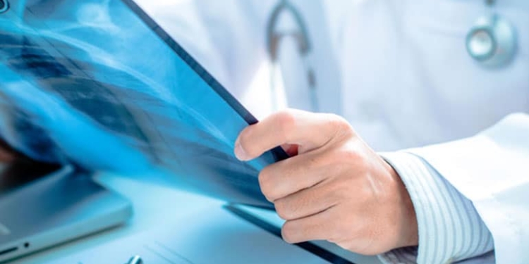 Metodă inovativă și unică în ţară. Implanturi cu extrase din recifurile de corali pentru pacienții de la Ortopedie