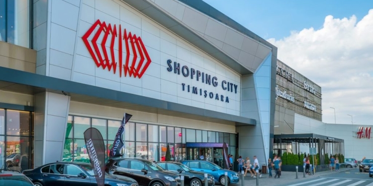 VIDEO Sute de persoane evacuate dintr-un mall din Timișoara. A fost dată alarma de incendiu
