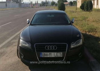 Autoturism căutat de autorităţile din Italia, descoperit de poliţiştii de frontieră din Moravița