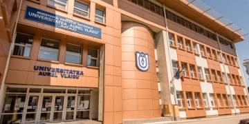Universitatea „Aurel Vlaicu” din Arad, printre cele mai vizibile din țară