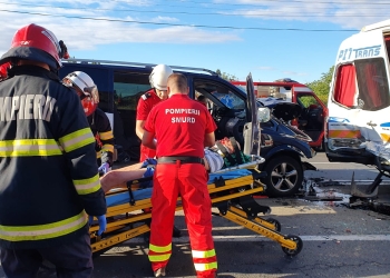 VIDEO 12 persoane la spital, după un accident în vestul țării