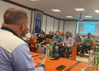 Șoferii STPT, instruiți de polițiști