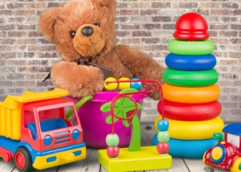 Trei case și un centru de zi noi la Lugoj, cu bani europeni, pentru copii în situații dramatice