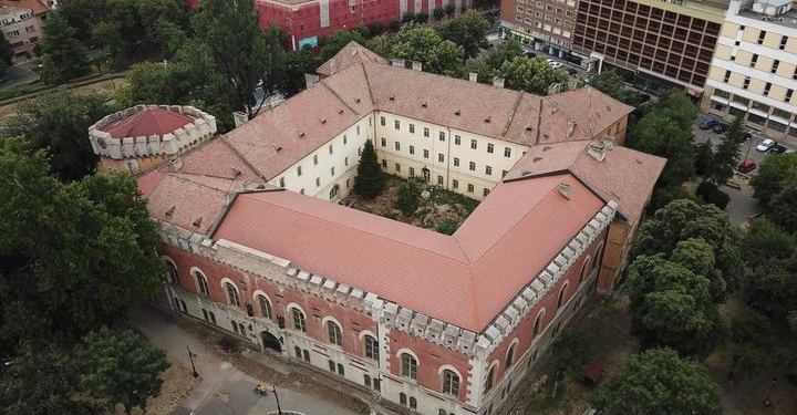 Începe proiectarea pentru reabilitarea Castelului Huniade