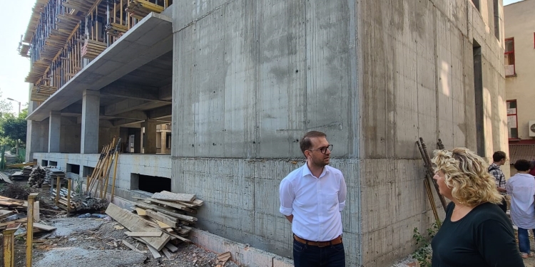 Fritz vrea limitarea numărului elevilor care poate fi înscris într-o școală