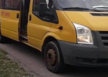 Educația este o prioritate! O comună din Timiș asigură transportul elevilor spre licee din județ