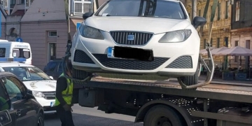 Amenzi pentru cei care au parcat pe locurile de încărcare ale mașinilor electrice