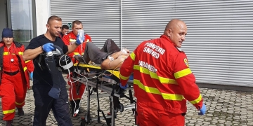VIDEO Elicopterul SMURD a intervenit la Arad! Un utilaj i-a smuls brațul unui bărbat