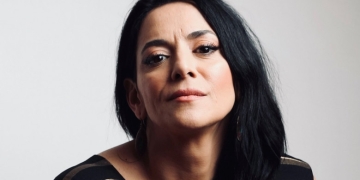 Inedit! Concert de tango în Piața Traian, susținut de Analia Selis