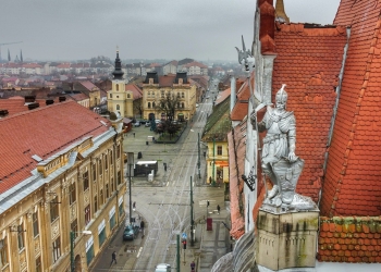 Proprietarii de clădiri istorice, informați de Primăria Timișoara cum pot primi bani pentru reabilitare