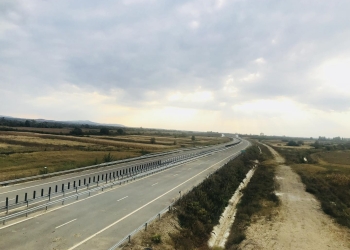 CNAIR a găsit firma care să facă cei 12 km de autostradă Lugoj-Deva, pe care se vor plimba urșii