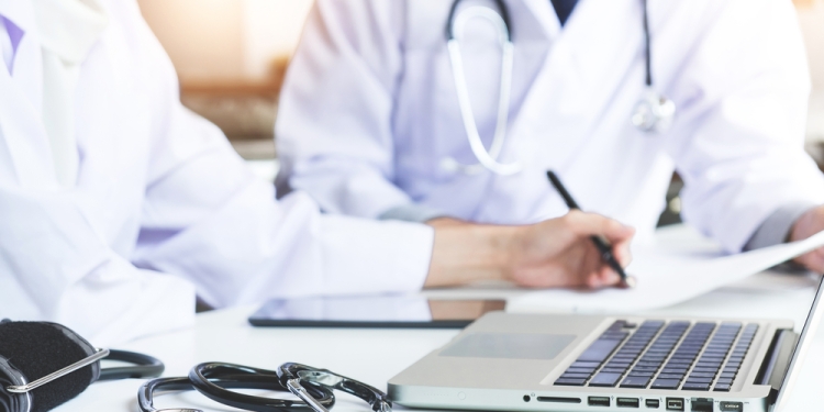 „Chiulangita cronică”devine istorie, la Timișoara! Primăria digitalizează serviciile de medicină școlară