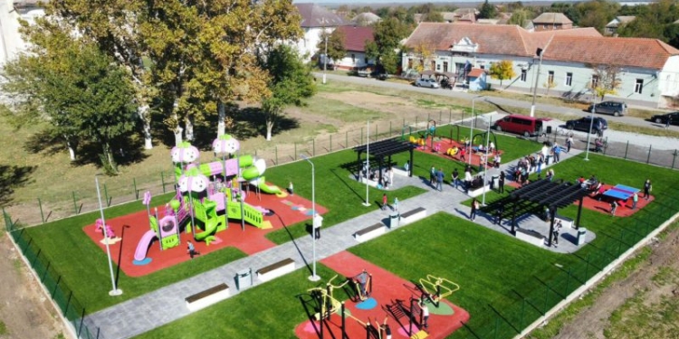 Un nou parc pentru copiii din Stamora Germană