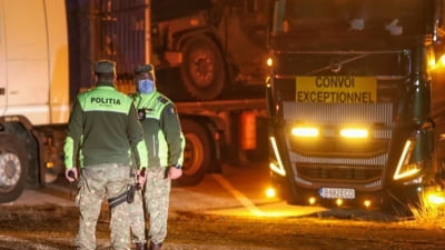 Convoiul de tehnică militară franceză ”străpunge” frontiera de Vest