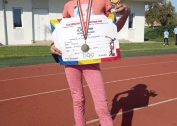 O elevă din Moravița a luat locul I la Cupa Aradului la Atletism