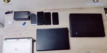 VIDEO Mascații au descins la persoane din Timiș, suspectate de infracțiuni informatice