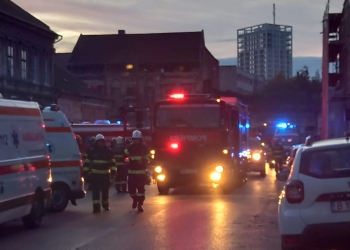 Biserică evacuată din cauza unei miros înțepător. Plan Roșu activat în Piața Traian