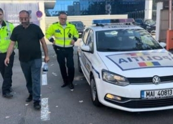 Trei mașini avariate de un bărbat beat și cu permisul anulat