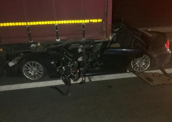 O tânără de 25 de ani și-a pierdut viața, într-un accident rutier pe A1, spre Arad