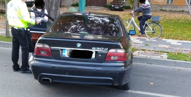 Un timișorean a luat o amendă mai mare decât „coaja” de BMW pe care o conducea! Poliția Locală l-a prins făcând drifturi