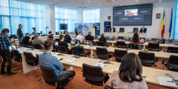 Summit de securitate cibernetică organizat la Universitatea „Aurel Vlaicu” din Arad
