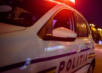 Un tânăr de 26 de ani a amenințat că se aruncă de pe pod