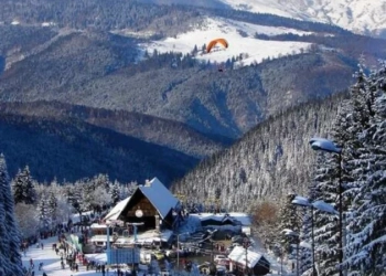 Minivacanta de iarnă vine cu sejururi scumpe