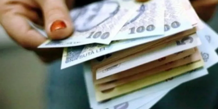 Un inspector ANAF, administratorul unei firme și un celebru profesor universitar suspecți într-un dosar pentru spălare de bani