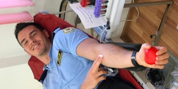 Zeci de polițiști de la Penitenciarul Timișoara au donat sânge