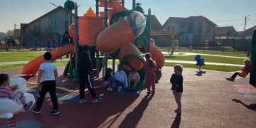 A fost inaugurat parcul din Cărpiniș