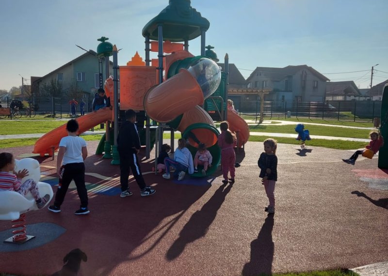 A fost inaugurat parcul din Cărpiniș