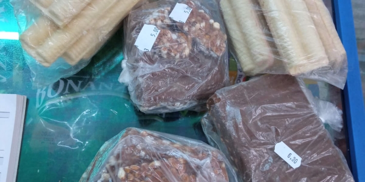 VIDEO Pizzerie, restaurant și patiserie închise de OPC, în Timiș! Vindeau produse expirate sau mucegăite