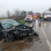 Persoane încarcerate și o mașină în flăcări, la ieșirea din Timișoara! Grav accident de circulație