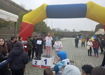 Mica campioană din Moravița devine marea campioană. Angela Cozma pe locul I la Crosul Unirii de la Alba Iulia