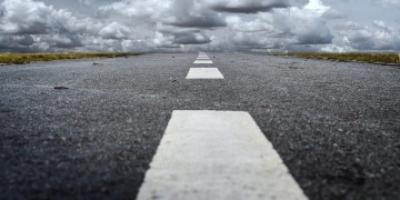 În sfârșit! Se caută constructor pentru lărgirea drumului spre A1 prin Giarmata