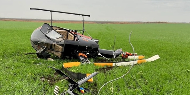 Elicopter aterizat forțat și distrus, în apropiere de Timișoara! Cei doi pasageri au scăpat ca prin urechile acului