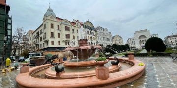 Lucrările de reabilitare a fântânii cu pești din centrul Timișoarei, finalizate