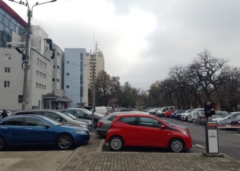 „Aceeași Mărie, cu altă pălărie”! Frații Cristescu pierd parcarea din spatele magazinului Bega! Primăria Timișoara a câștigat procesul, va încasa ea banii pe parcare